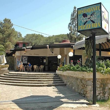 Готель Camping Europa 2 Каполівері Екстер'єр фото